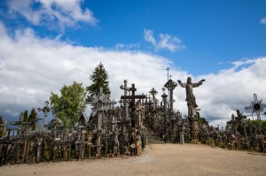 Baltic2016 HillOfCrosses 009